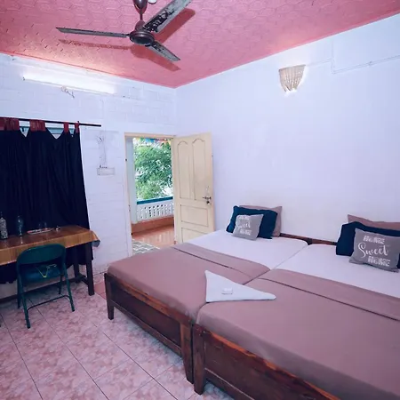 Paradise Inn Beach Resort-3